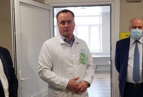 Власти Сургута закрывают муниципальную аптеку, усиливая позиции частного уральского игрока на фармрынке