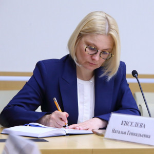 Мазур упразднил аппарат губернатора, который возглавляла экс-чиновница из Тюмени