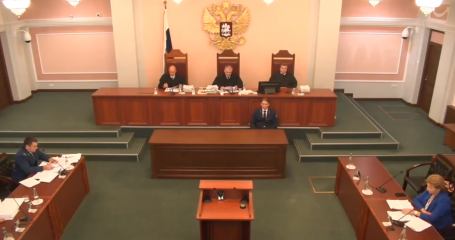 Сенатор Клишас предложил «обсудить компетентность» судей, вынесших решение в пользу Долиной