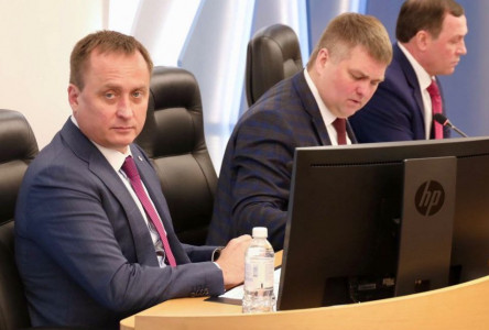 «Вы поймите, коллеги, мы сейчас испытываем момент, когда проходит хитрая схемка. И мы в ней участвуем»