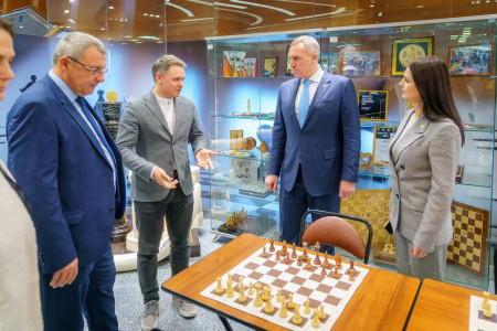 Власти ХМАО разработали стратегию развития шахмат после резкого спада числа занимающихся