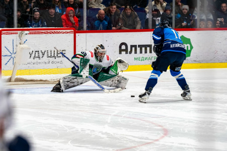 Хоккеисты «Югры» проиграли аутсайдеру ВХЛ, не попадающему в плей-офф