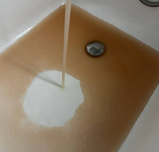 «Росводоканал Тюмень» назвал вероятную причину проблем с водой в ЖК «Ново-Комарово»