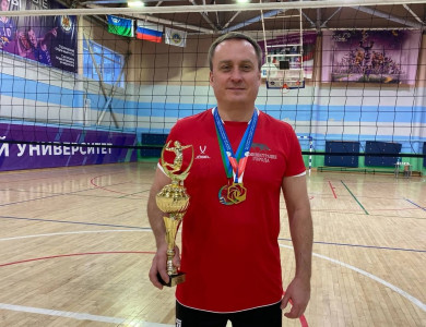 Бюджетные приоритеты властей Сургута: средства на увеличение содержания мэра Слепова есть, а на сохранение льготы на спорт для пенсионеров — нет