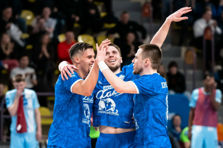 Сургутский «Факел» дважды обыграл «Газпром-Югру» в чемпионате России по футзалу