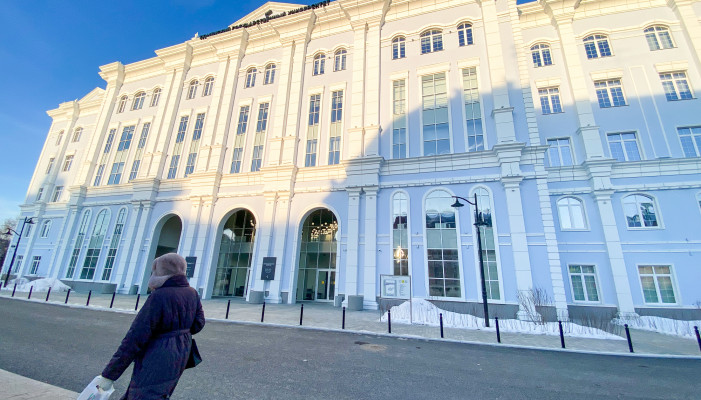 «Это глупость или умысел?»: депутаты потребовали от Счетной палаты объяснить четырехкратную разницу в ценах закупок для нового корпуса ТюмГУ