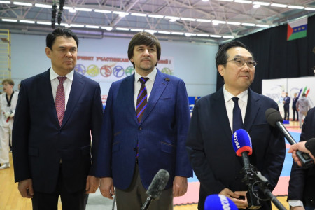 Суд изъял у компании тюменского миллиардера Самкаева береговую полосу озера Андреевское