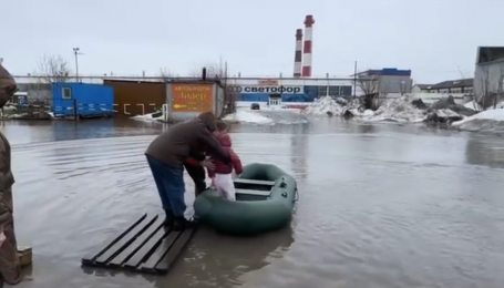 СК проверит работу чиновников Нефтеюганска после обращения депутата к Путину из-за потопа в городе