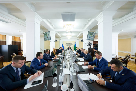 Губернатор ХМАО сообщил о старте пожароопасного сезона с 25 апреля