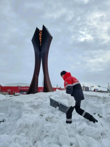 Помощь нефтяников в уборке Когалыма от снега привела к проверке Росприроднадзора и запросам полиции