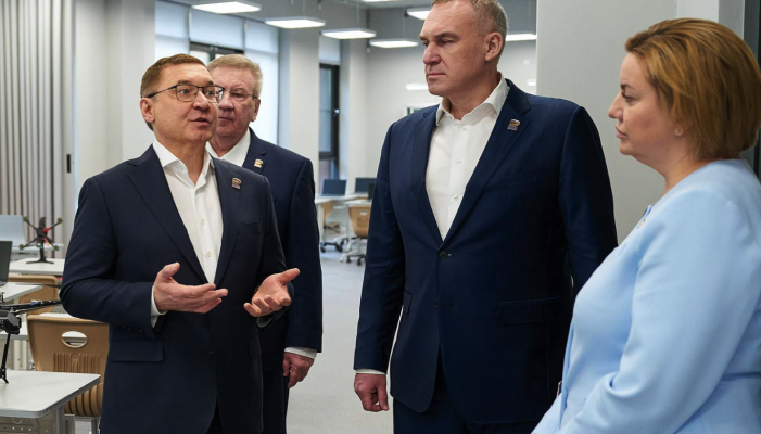 «Мечты — в народную программу». Секретарь генсовета «Единой России» Якушев разрешил югорчанам не оглядываться на бюджет