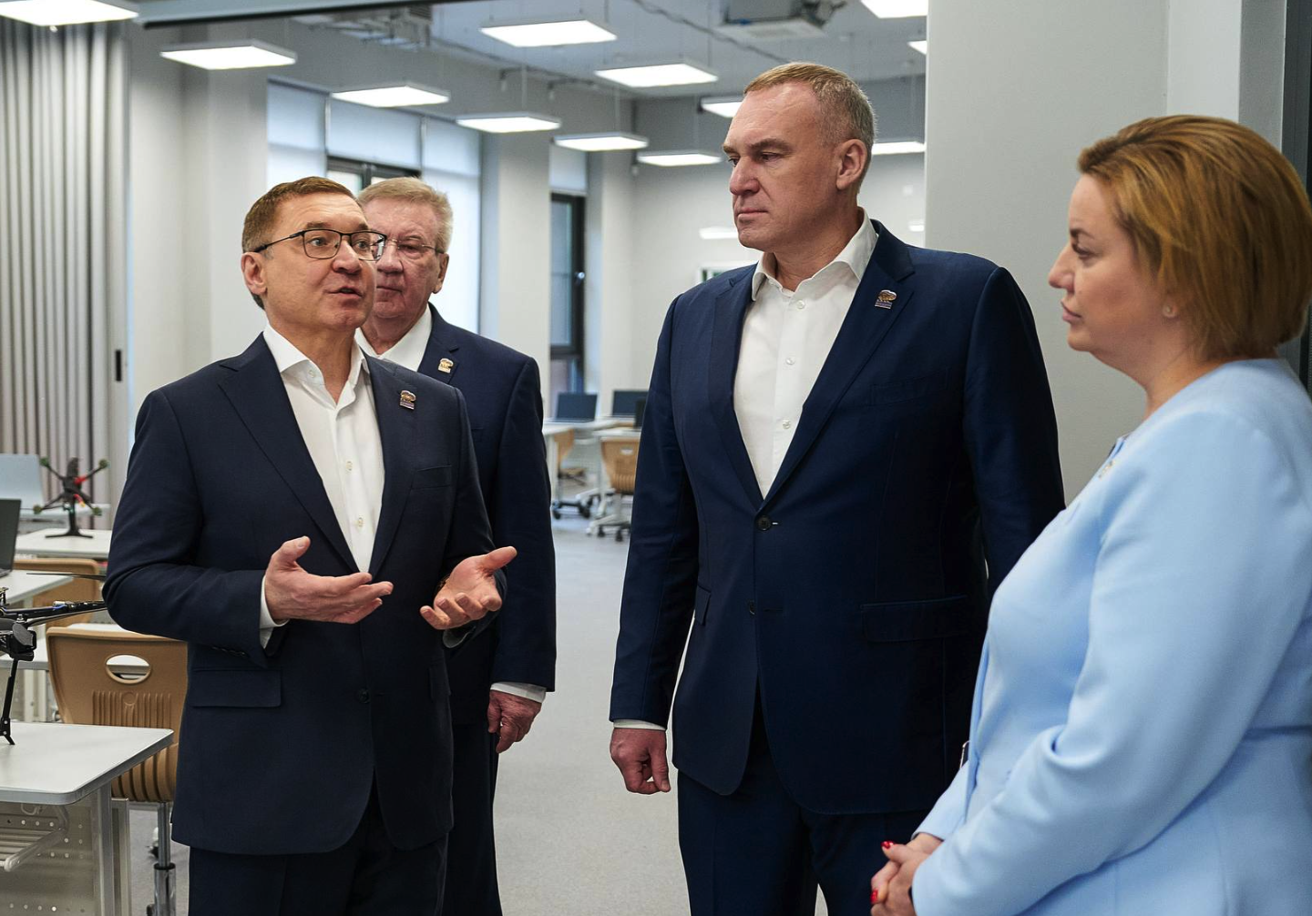 «Мечты — в народную программу». Секретарь генсовета «Единой России» Якушев разрешил югорчанам не оглядываться на бюджет