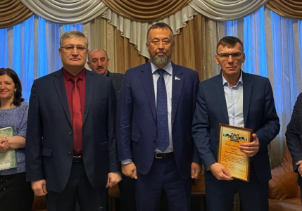 Пять эпизодов взятки: замдиректора дорожного управления Нижневартовска предстал перед судом