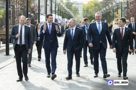Гордость тюменских властей, презентованная Алиханову и Грефу, превратилась в место «диких разборок»