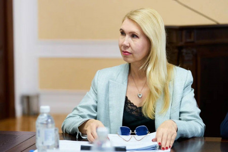 Власти ХМАО законсервируют недостроенный рыбокомбинат вопреки обещаниям замгубернатора Огородниковой сдать его в 2026 году