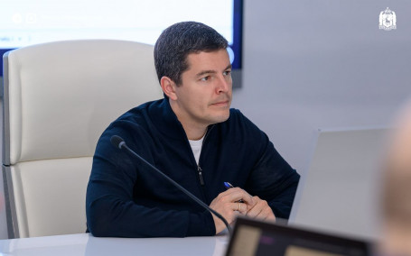 Губернатор Ямала признал сохранение угрозы атак беспилотников после инцидента в Новом Уренгое